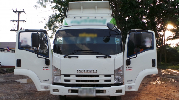 ISUZU 210 แรงม้า ภาพไม่แสดงท่านสมาชิกค้นหาได้ที่เพจ TRUCK TAKE HOME ค้นจากกูเกิ้ลนะค่ะ ISUZU 210 แรงม้า ภาพไม่แสดงท่านสมาชิกค้นหาได้ที่เพจ TRUCK TAKE HOME ค้นจากกูเกิ้ลนะค่ะ