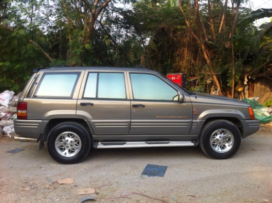 ขาย jeep ปี96 สภาพดีก่อนส่งเข้าเต๊น