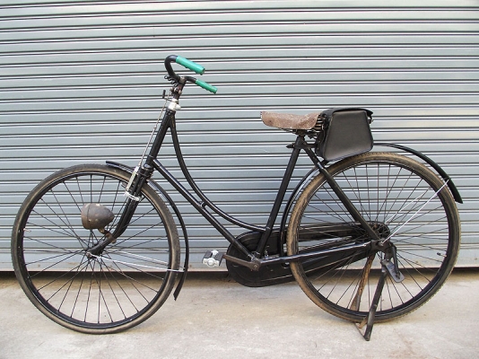 ขายจักรยานโบราณอังกฤษฮัมเบอร์หญิงคานโค้ง28ลองดูครับเผื่อชอบ ขายจักรยานโบราณอังกฤษฮัมเบอร์หญิงคานโค้ง28ลองดูครับเผื่อชอบ