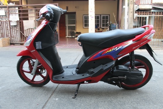 ขาย YAMAHA MIO  สภาพสวย พร้อมใช้ เครื่องดีเดิมๆ ไม่เคยแกะ เฟื่องท้ายไม่หอน ล้อแม็ก ชุดสีสวย