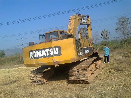 ขายด่วน..รถขุด KOMATSU PC200-3 รถสวย ทรงดี พร้อมใช้งานสุดขีด!.