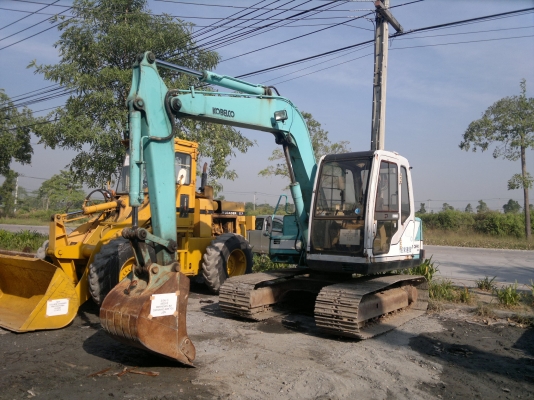 รถขุด KOBELCO  SK60-1 รถนอกนำเข้า ไม่เคยใช้ในไทย มาถึงแล้วครับ สภาพดีครับ ติดต่อ มานะ 085-9049669