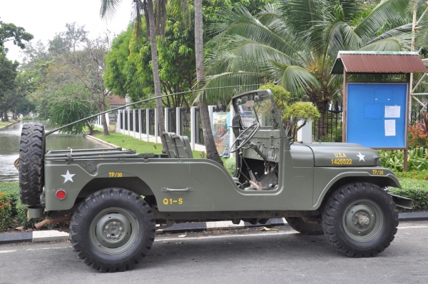 ขายรถจี๊ป CJ-6