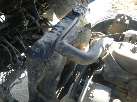 รถบรรทุก 6 ล้อดั๊มพ์ ยี่ห้อ ISUZU 100 แรงม้า