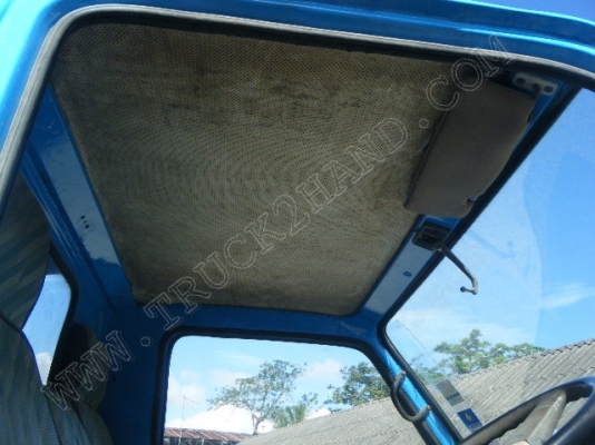 รถบรรทุก 6 ล้อดั๊มพ์ ยี่ห้อ ISUZU 100 แรงม้า