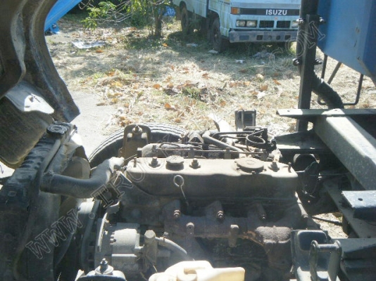 รถบรรทุก 6 ล้อดั๊มพ์ ยี่ห้อ ISUZU 100 แรงม้า