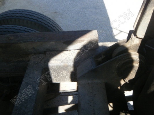 รถบรรทุก 6 ล้อดั๊มพ์ ยี่ห้อ ISUZU รุ่น NKR 88 แรงม้า