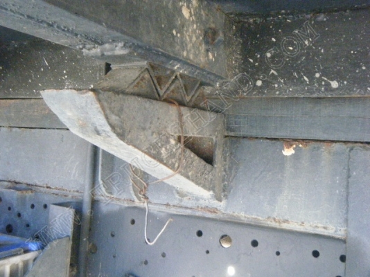 รถบรรทุก 6 ล้อดั๊มพ์ ยี่ห้อ ISUZU รุ่น NKR 88 แรงม้า