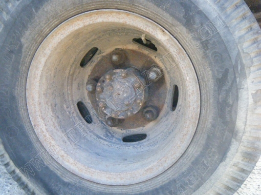 รถบรรทุก 6 ล้อดั๊มพ์ ยี่ห้อ ISUZU รุ่น NKR 88 แรงม้า