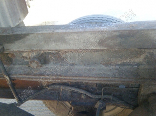 รถบรรทุก 6 ล้อดั๊มพ์ ยี่ห้อ ISUZU รุ่น NKR 88 แรงม้า