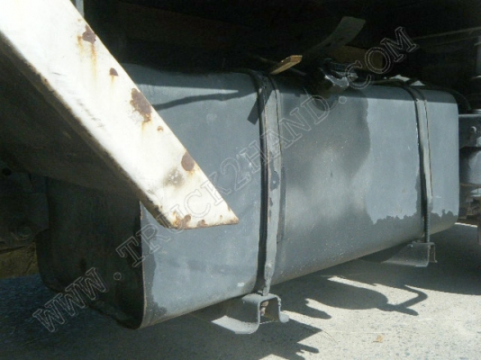 รถบรรทุก 6 ล้อดั๊มพ์ ยี่ห้อ ISUZU รุ่น NKR 88 แรงม้า