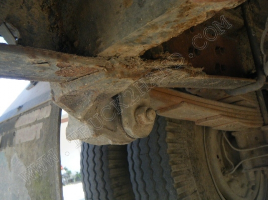 รถบรรทุก 6 ล้อดั๊มพ์ ยี่ห้อ ISUZU รุ่น NKR 88 แรงม้า