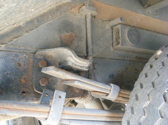 รถบรรทุก 6 ล้อดั๊มพ์ ยี่ห้อ ISUZU รุ่น NKR 88 แรงม้า