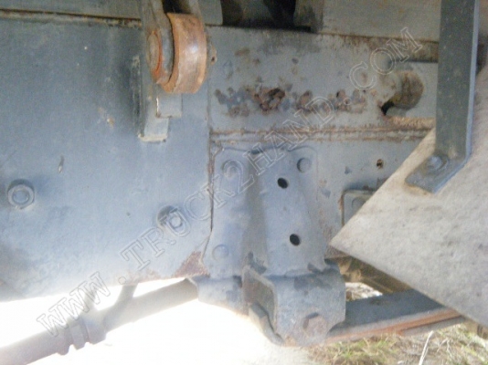 รถบรรทุก 6 ล้อดั๊มพ์ ยี่ห้อ ISUZU รุ่น NKR 88 แรงม้า