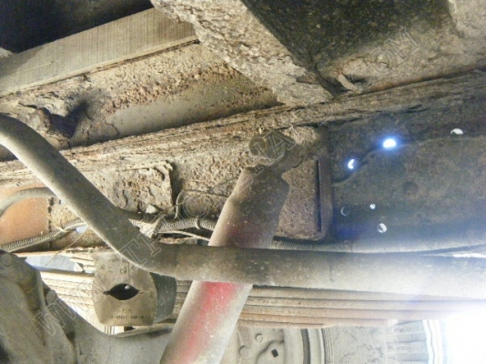 รถบรรทุก 6 ล้อดั๊มพ์ ยี่ห้อ ISUZU รุ่น NKR 88 แรงม้า