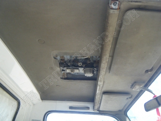 รถบรรทุก 6 ล้อดั๊มพ์ ยี่ห้อ ISUZU รุ่น NKR 88 แรงม้า