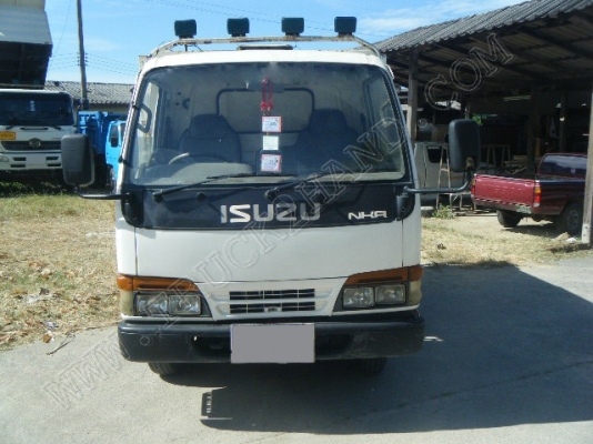 รถบรรทุก 6 ล้อดั๊มพ์ ยี่ห้อ ISUZU รุ่น NKR 88 แรงม้า