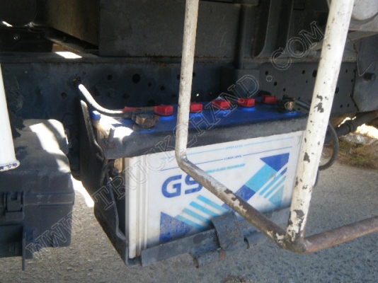 รถบรรทุก 6 ล้อดั๊มพ์ ยี่ห้อ ISUZU รุ่น NKR 88 แรงม้า