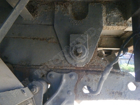 รถบรรทุก 6 ล้อดั๊มพ์ ยี่ห้อ ISUZU รุ่น NKR 88 แรงม้า