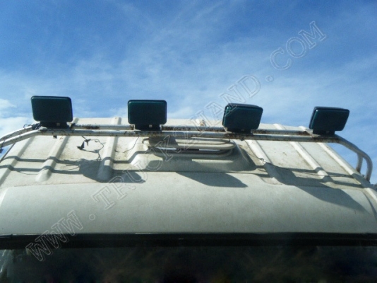 รถบรรทุก 6 ล้อดั๊มพ์ ยี่ห้อ ISUZU รุ่น NKR 88 แรงม้า