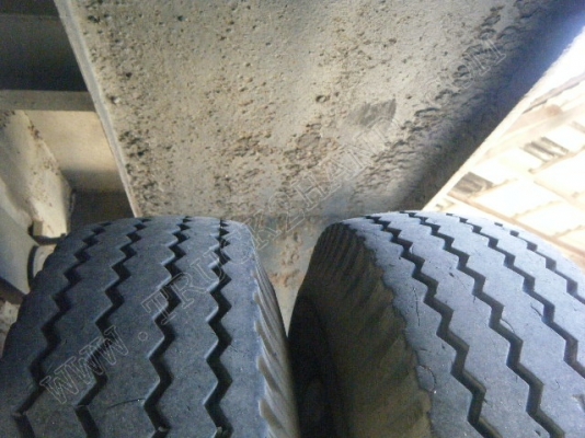 รถบรรทุก 6 ล้อดั๊มพ์ ยี่ห้อ ISUZU รุ่น NKR 88 แรงม้า