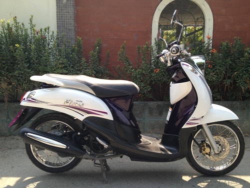 (ขายเเล้วส่งทางไปรษณีย์)ขายfinoสีขาวม่วงปี2555