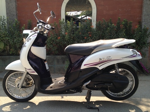 (ขายเเล้วส่งทางไปรษณีย์)ขายfinoสีขาวม่วงปี2555