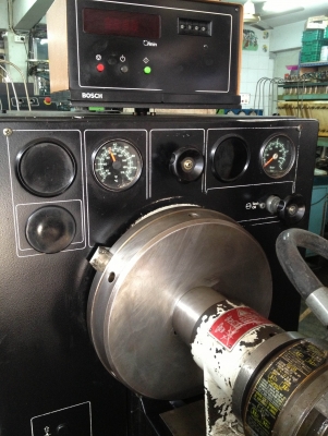 ขายเครื่องเช็คปั๊ม BOSCH 604 8 สูบ ขายเครื่องเช็คปั๊ม BOSCH 604 8 สูบ