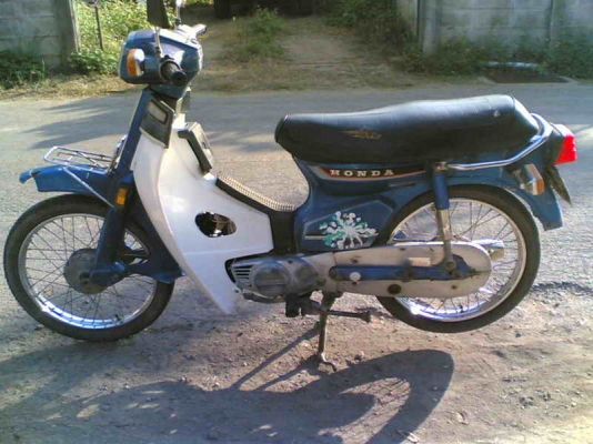 ขายC700cdi(น้ำเงิน)เล่มทะเบียนอย่างเดียวเครื่องดีอะไหร่ครบขาย 7500 บาท