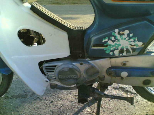 ขายC700cdi(น้ำเงิน)เล่มทะเบียนอย่างเดียวเครื่องดีอะไหร่ครบขาย 7500 บาท