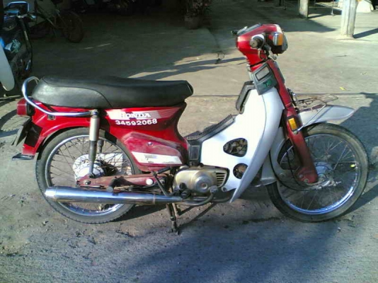 ขายC700cdi(แดง)เล่มทพเบียนพร้อมชุดโอนเครื่องดีอะไหร่เดิมครบขาย 8500 บาท