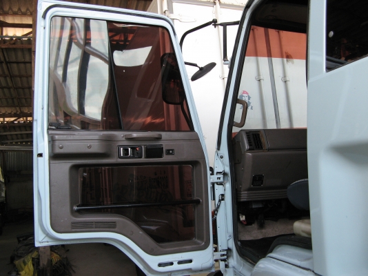 ขาย 6 ล้อ อีซูซุ ร๊อกกี้ 175 แรง ยาว 6.50 ม. สภาพสวย เครื่องดี คัสซีสวย พร้อมใช้    สนใจติดต่อได้ที่   081-9425443