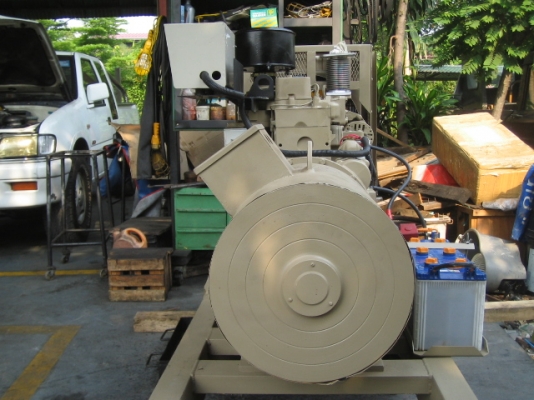เครื่องปั่นไฟ CUMMINS GENSET 4B USA. 22 KW