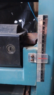 เครื่องไสไม้ สภาพดี ยี่ห้อ YESER