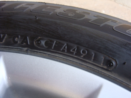 ขายล้อแม็กซ์ วีออส 12 ก้านคับ พร้อมยาง ปลายปี 11 คับ