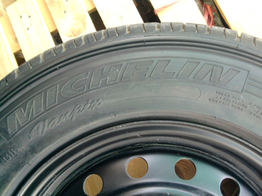 ล้ออะไหล่ วีโก้