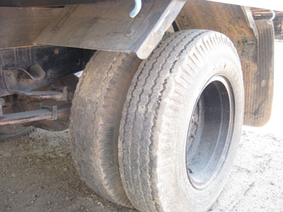 ขาย 6 ล้อ Isuzu NKR 110 แรง ยาว 4.5 ห้างแท้ สภาพดี มีแนนซ์ให้ยอดประมาณ 300000 Tel. 088-4501277