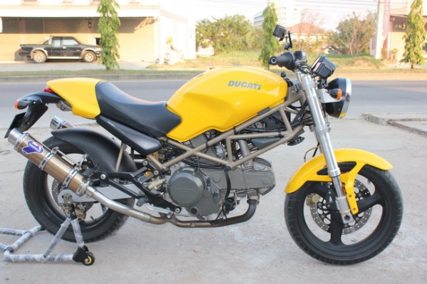ขาย DUCATI M400 ปี2001 สรรพสามิต ท่อแต่งคู่ สวยกิ๊บ