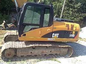 รถแบคโฮ  CAT 320D      6000 กว่า ซม.  ( รถห้างแท้ ) สนใจติดต่อ 081 - 6079515