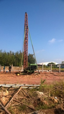 ขายปั้นจั่นสามขา ตุ้ม4ตัน เครื่องดี สภาพใช้งานอยู่ตลอดครับ