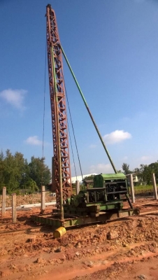 ขายปั้นจั่นสามขา ตุ้ม4ตัน เครื่องดี สภาพใช้งานอยู่ตลอดครับ