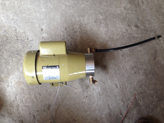 ขายปั้มเคมี Iwaki Magnet gear pump ขนาด 1/4 HP. 220V ไฟบ้าน สภาพสวยมาก พร้อมใช้งาน ขายปั้มเคมี Iwaki Magnet gear pump ขนาด 1/4 HP. 220V ไฟบ้าน สภาพสวยมาก พร้อมใช้งาน