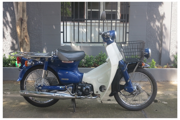 Honda C50 รุ่นSuper Cub (หัวฉีด)