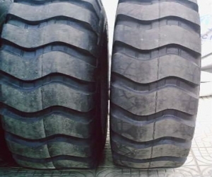 ยางรถตักเล็ก (Skid Steer Tire)27x10.50-15, 27x8.50-15, 27x10.50-15, 31x15.50-15, 33x15.50-15, 15.0/55-17, 15.0/55-17 (380/55-17) ,10.5/80-18 ,12.0/12.5-18, 12.5/80-18, 12.0/12.5-18, 10-16.5 NHS, 12-16.5 NHS, 14-17.5 NHS, 15-19.5 NHS, 16.0/70-20 (405/70-20