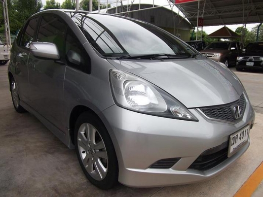 ขาย HONDA JAZZ 1.5SV i-VTEC AUTO 2008 ตัวท็อป รถสวยสภาพป้ายแดง ผู้หญิงใช้มือเดียวออกห้าง ไม่เคยติดแก็ส