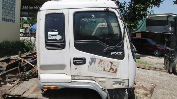 หัวรถ ISUZU DECA บางๆเดิมๆไม่เคยทำสี ภายในสวยมาก ของครบ พึ่งยกลง ขายราคาถูก หัวรถ ISUZU DECA บางๆเดิมๆไม่เคยทำสี ภายในสวยมาก ของครบ พึ่งยกลง ขายราคาถูก