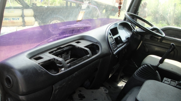 หัวรถ ISUZU DECA บางๆเดิมๆไม่เคยทำสี ภายในสวยมาก ของครบ พึ่งยกลง ขายราคาถูก หัวรถ ISUZU DECA บางๆเดิมๆไม่เคยทำสี ภายในสวยมาก ของครบ พึ่งยกลง ขายราคาถูก