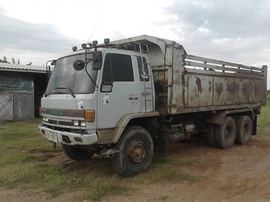 ขายสิบล้อ240