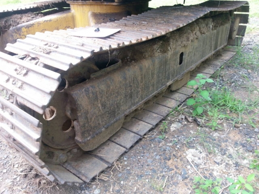 ขายแบคโคKOMATSU PC120-3 เครื่องดี ช่วงล่างดี ปั้มดี แอวแน่น ไม่โหลด โซ่ดี บูมอาร์มดี ทำงานเร็ว สนใจโทร090-8588220คุณนะ ID:narong498 หรือwww.truck.in.th/498