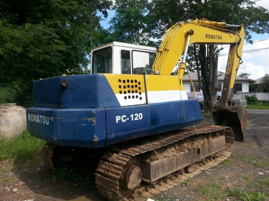 ขายแบคโคKOMATSU PC120-3 เครื่องดี ช่วงล่างดี ปั้มดี แอวแน่น ไม่โหลด โซ่ดี บูมอาร์มดี ทำงานเร็ว สนใจโทร090-8588220คุณนะ ID:narong498 หรือwww.truck.in.th/498